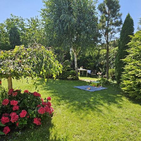 Apartament Garden- Parking, Ogrodek, Cicha Okolica Pruszcz Gdanski Exterior photo
